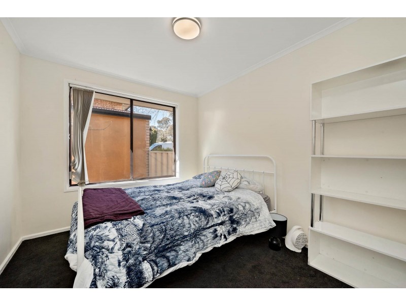 76 Osburn Drive, Macgregor ACT 2615