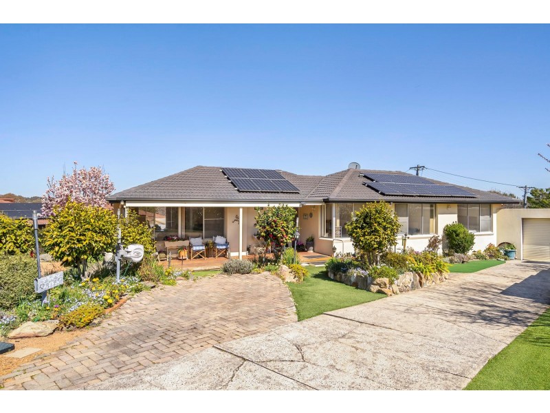 32 Balamara Street, Giralang ACT 2617