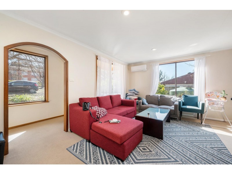 16 Mackennal Street, Lyneham ACT 2602