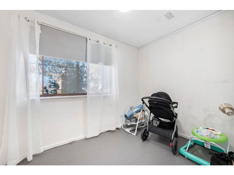 16 Mackennal Street, Lyneham ACT 2602