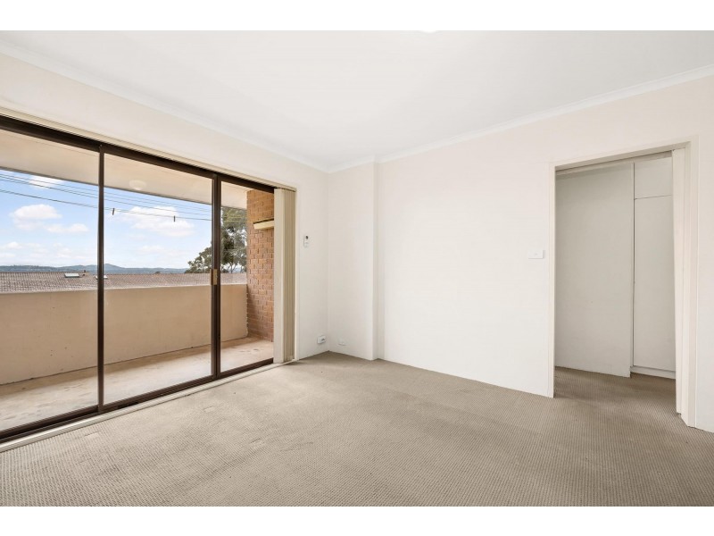 17/32 Springvale Drive, Hawker ACT 2614