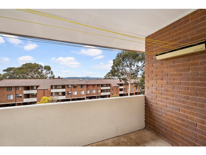 17/32 Springvale Drive, Hawker ACT 2614