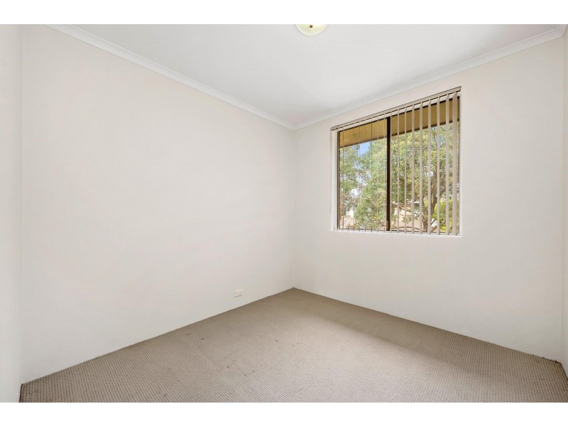 17/32 Springvale Drive, Hawker ACT 2614
