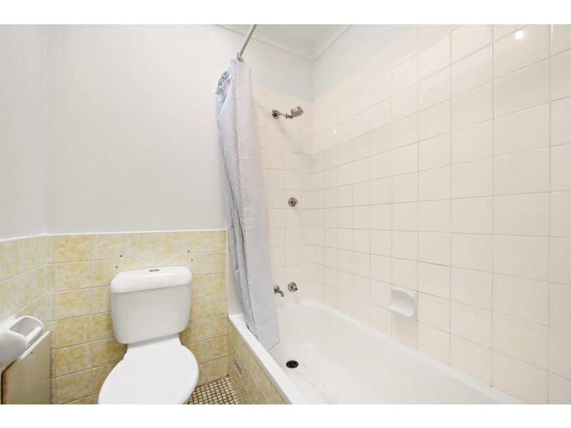 17/32 Springvale Drive, Hawker ACT 2614