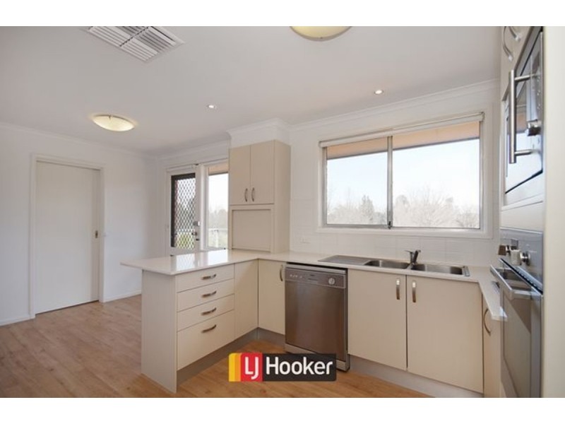 15 Balanu Place, Giralang ACT 2617