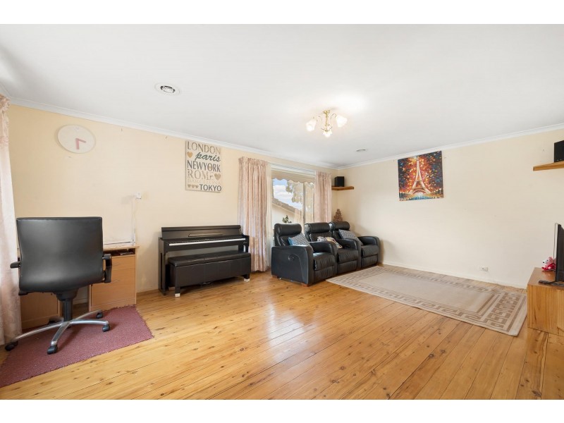 7 Webb Place, Weetangera ACT 2614