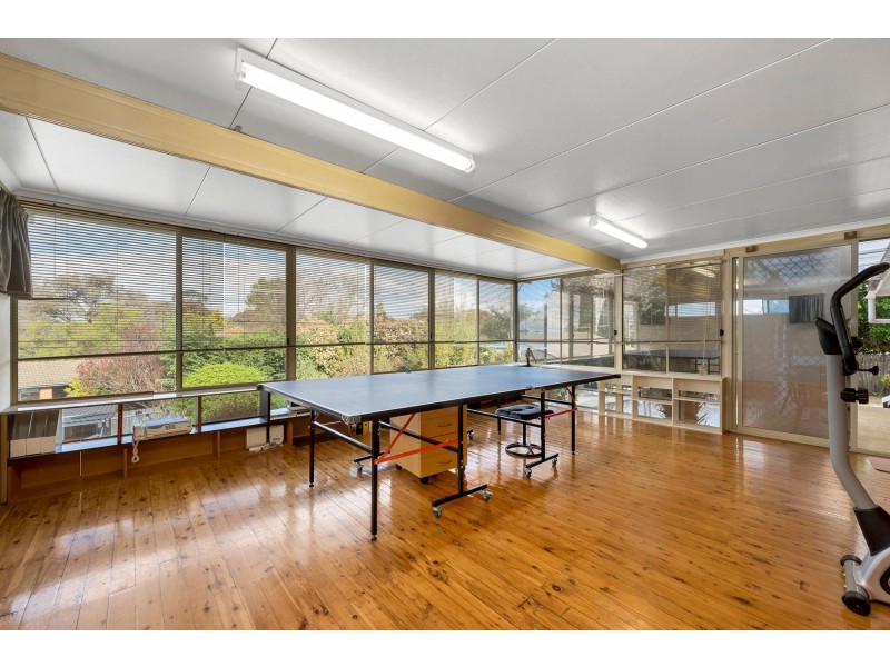 7 Webb Place, Weetangera ACT 2614
