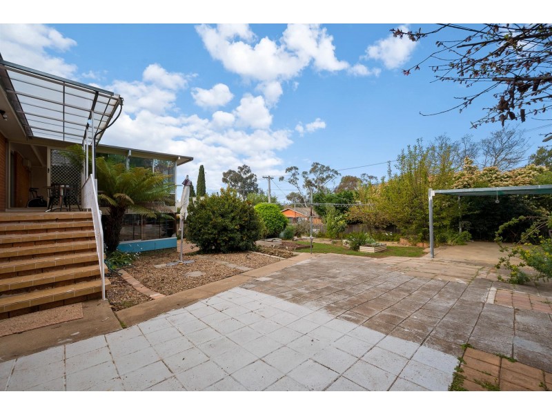 7 Webb Place, Weetangera ACT 2614