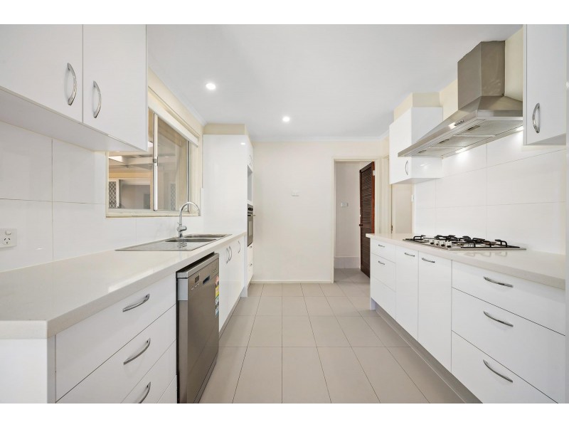 12 Kinalung Place, Giralang ACT 2617