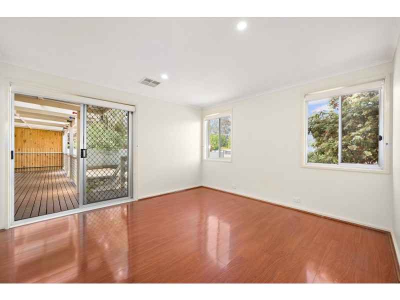 12 Kinalung Place, Giralang ACT 2617