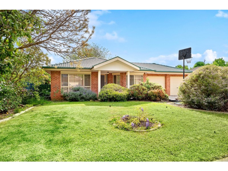 4 Coolgardie Street, Dunlop ACT 2615