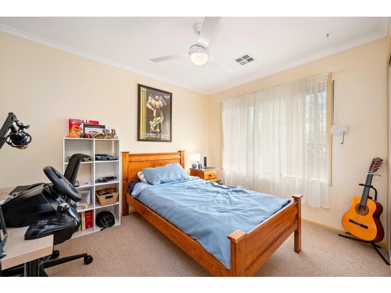 4 Coolgardie Street, Dunlop ACT 2615