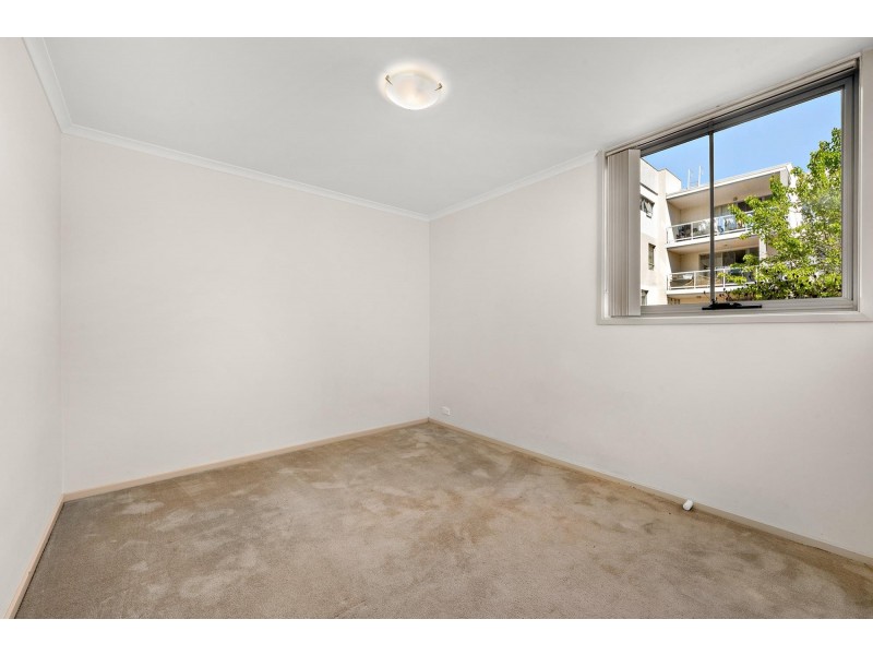 22/2 Eardley Street, Bruce ACT 2617