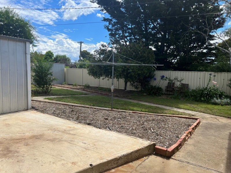 12 Chuculba Crescent, Giralang ACT 2617