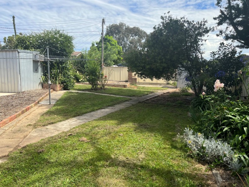 12 Chuculba Crescent, Giralang ACT 2617