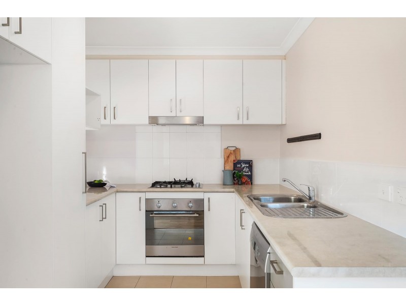 11 Rolls Street, Franklin ACT 2913