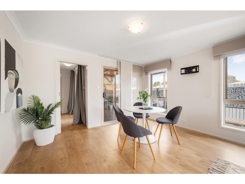 11 Rolls Street, Franklin ACT 2913