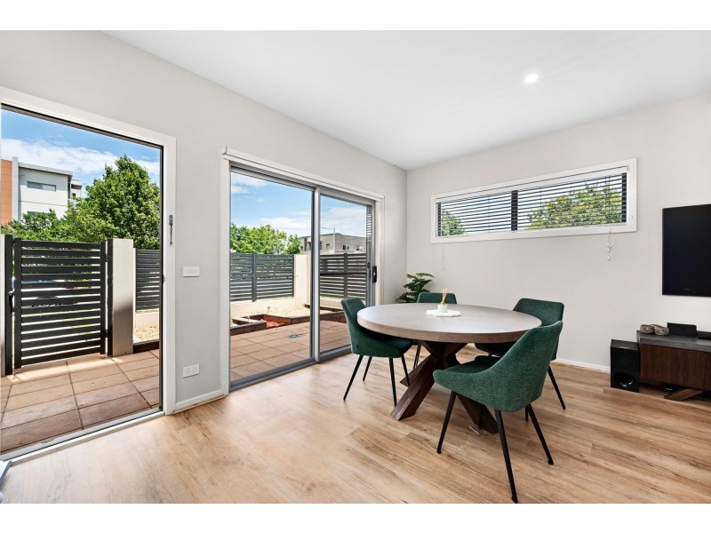 1/233 Flemington Road, Franklin ACT 2913