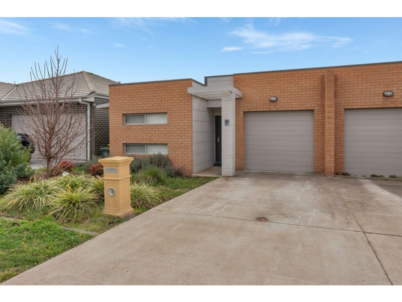 92 Greg Urwin Circuit, Casey ACT 2913