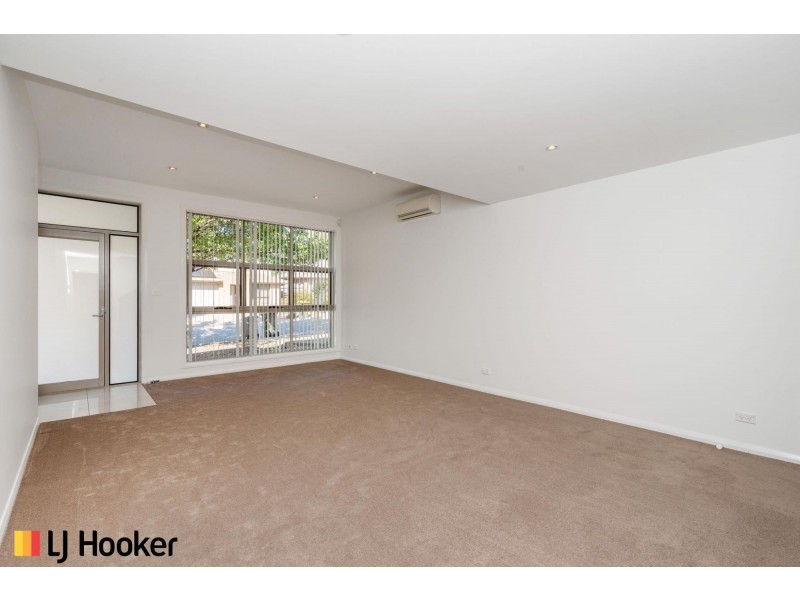 6 Kinloch Circuit, Bruce ACT 2617