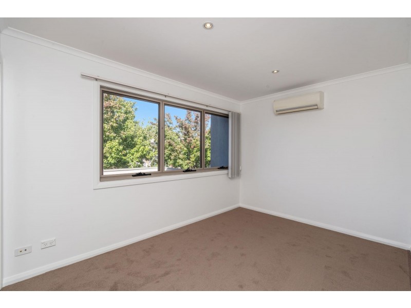 6 Kinloch Circuit, Bruce ACT 2617