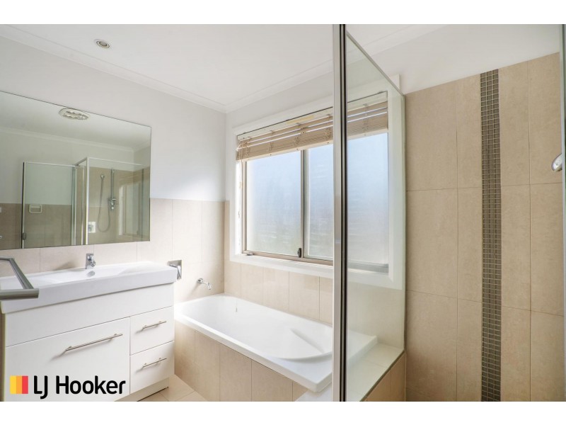6 Kinloch Circuit, Bruce ACT 2617