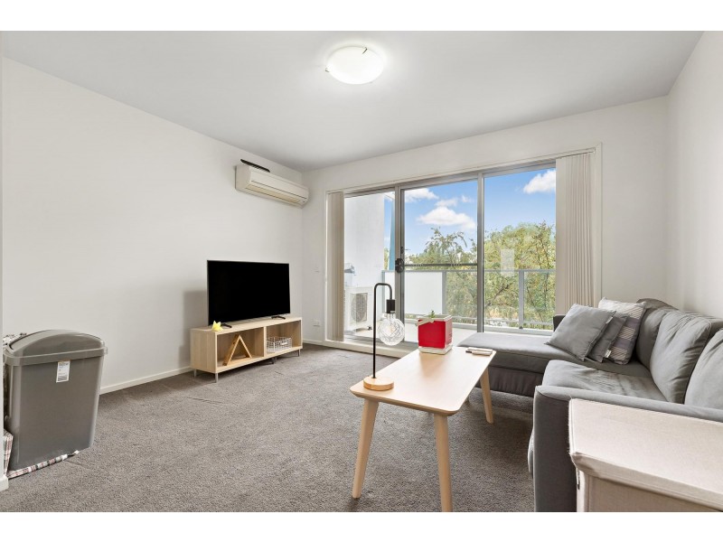 33/329 Flemington Road, Franklin ACT 2913