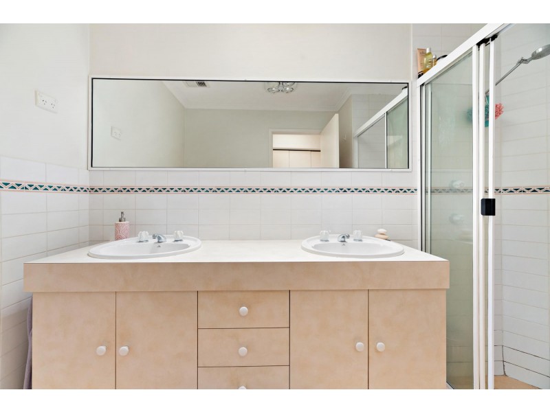 10 D’Hage Court, Melba ACT 2615