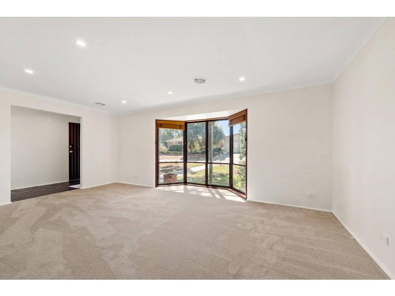 8 Cataract Street, Kaleen ACT 2617