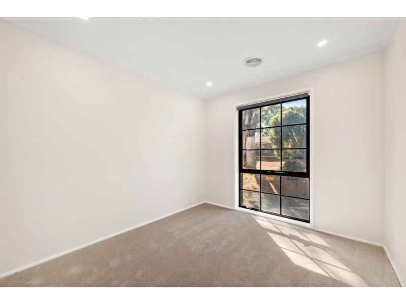 8 Cataract Street, Kaleen ACT 2617