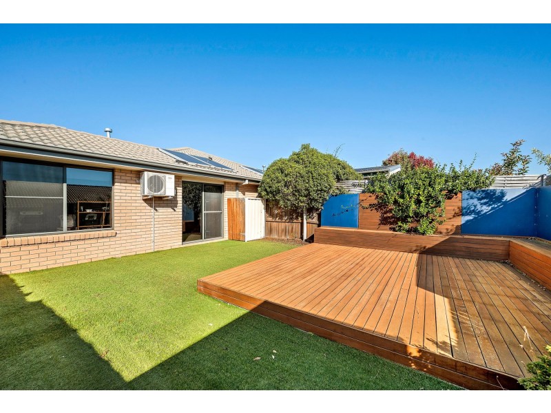 18 John Holt Street, Macgregor ACT 2615