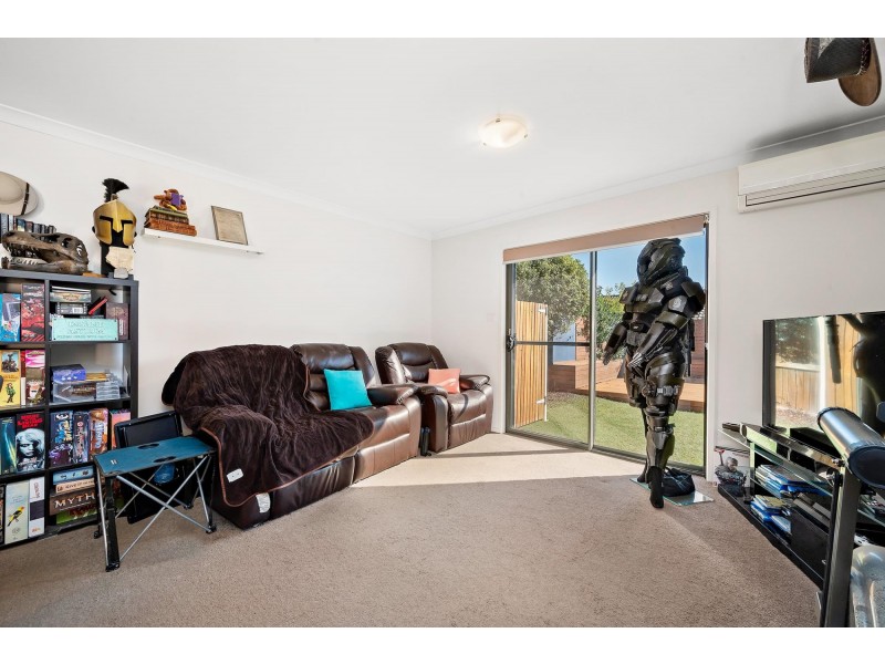 18 John Holt Street, Macgregor ACT 2615
