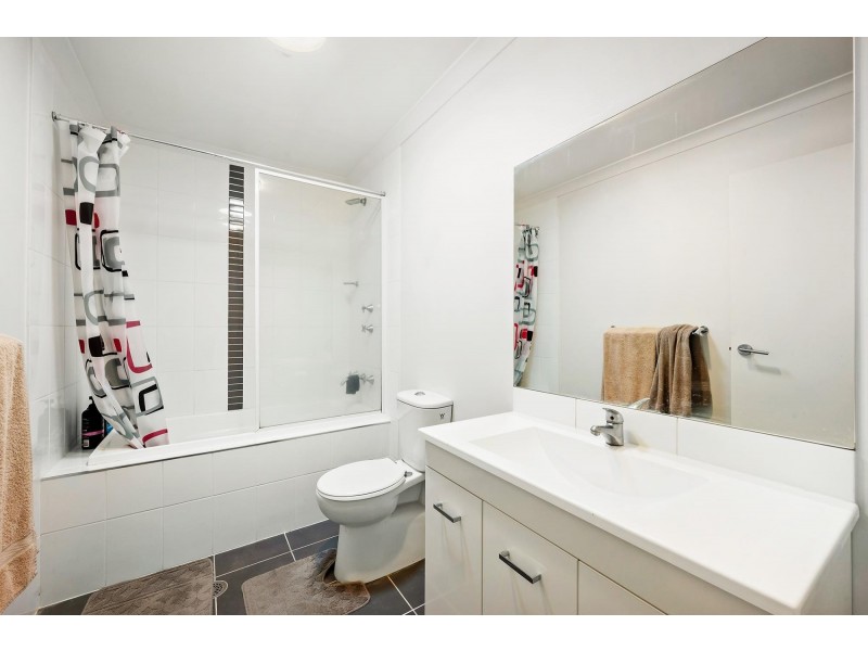 18 John Holt Street, Macgregor ACT 2615