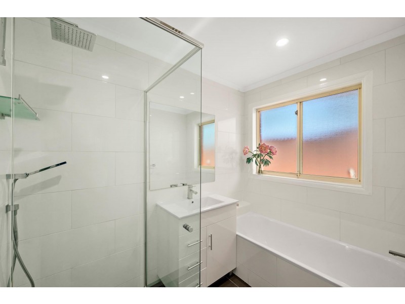 11 Lark Place, Ngunnawal ACT 2913