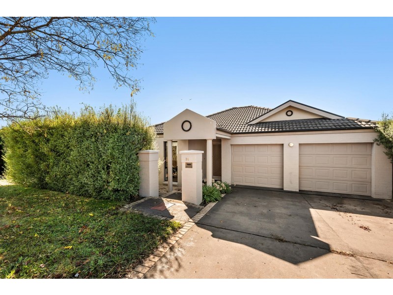 16 May Mills Close, Nicholls ACT 2913
