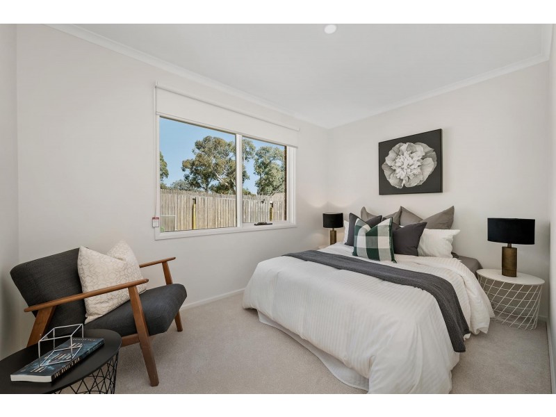 4 Selby Place, Charnwood ACT 2615