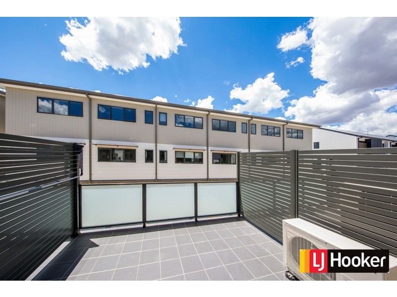 17/15 Wanderlight Avenue, Lawson ACT 2617