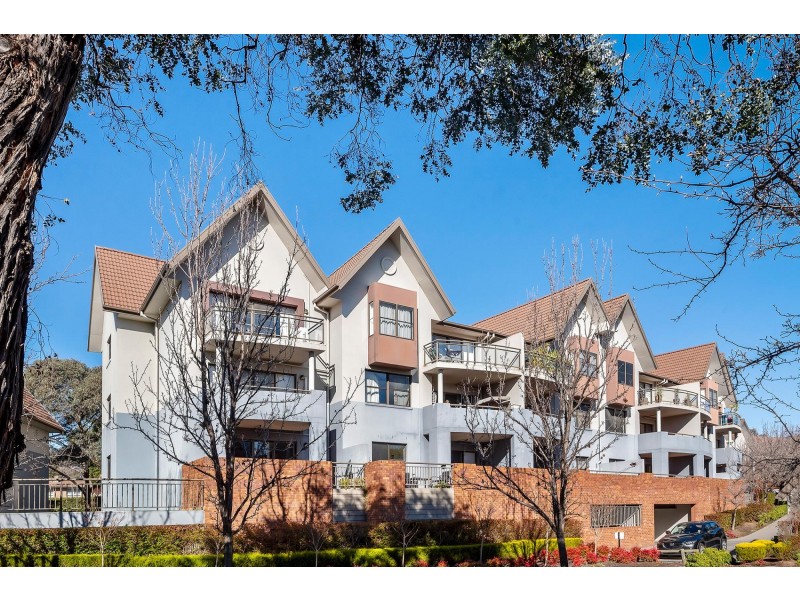33/17 Eldridge Crescent, Garran ACT 2605