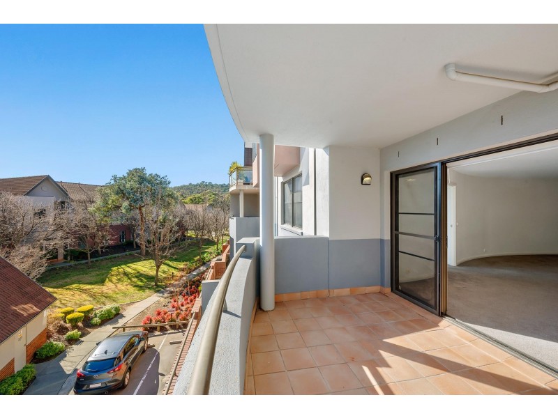 33/17 Eldridge Crescent, Garran ACT 2605