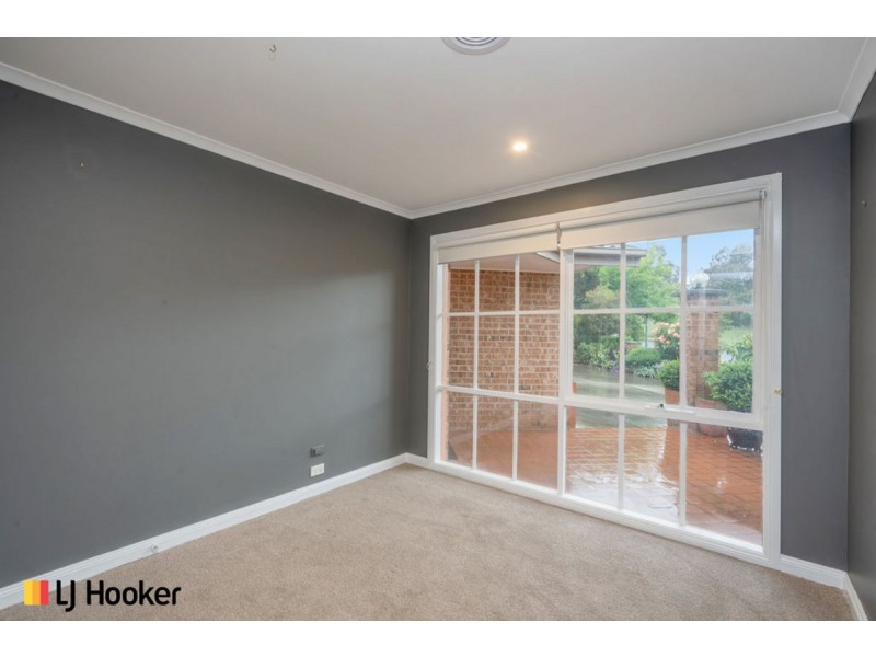 1/74 Crest Park Parade, Queanbeyan NSW 2620