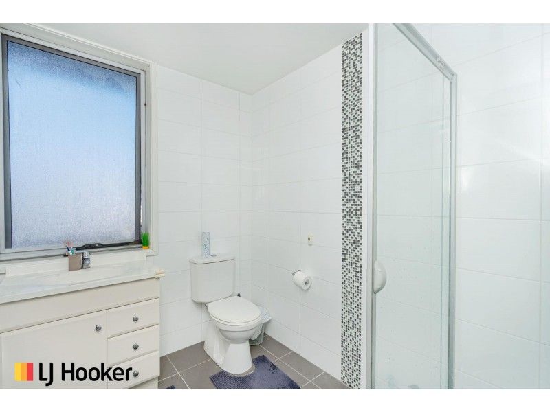 16/329 Flemington Road, Franklin ACT 2913