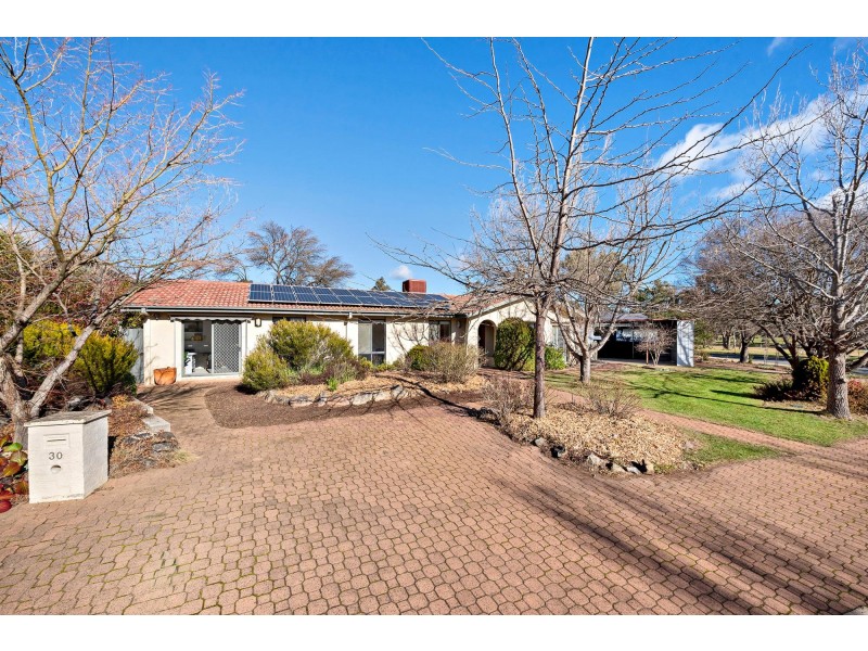 30 Florentine Circuit, Kaleen ACT 2617