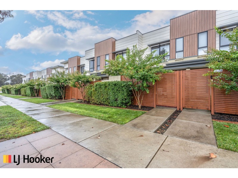 76 Wanderlight Avenue, Lawson ACT 2617
