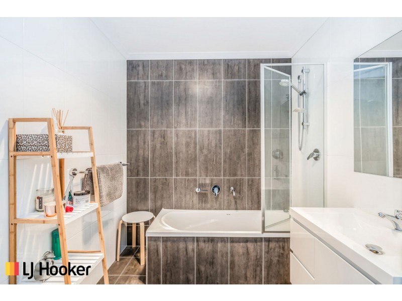 76 Wanderlight Avenue, Lawson ACT 2617