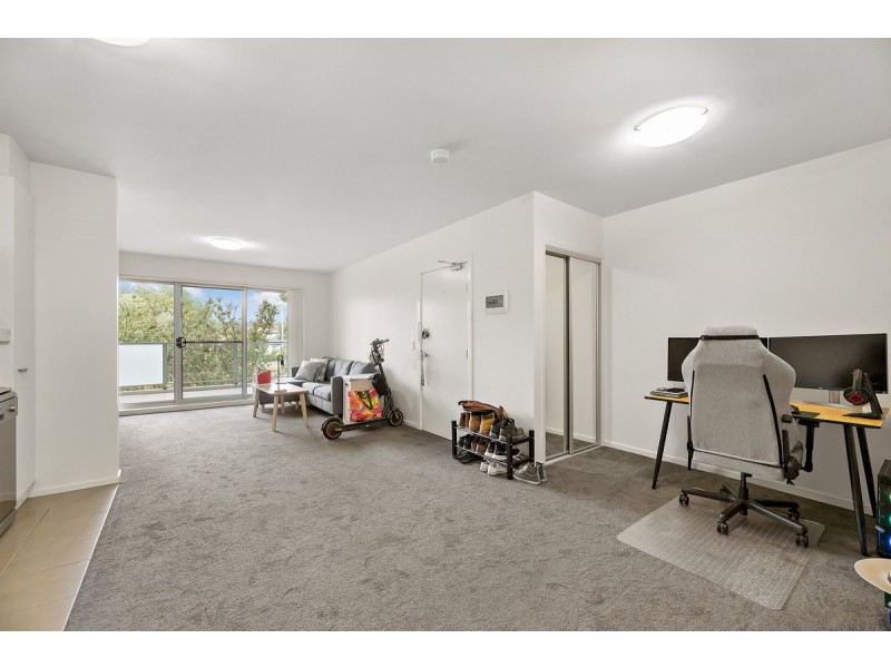 33/329 Flemington Road, Franklin ACT 2913