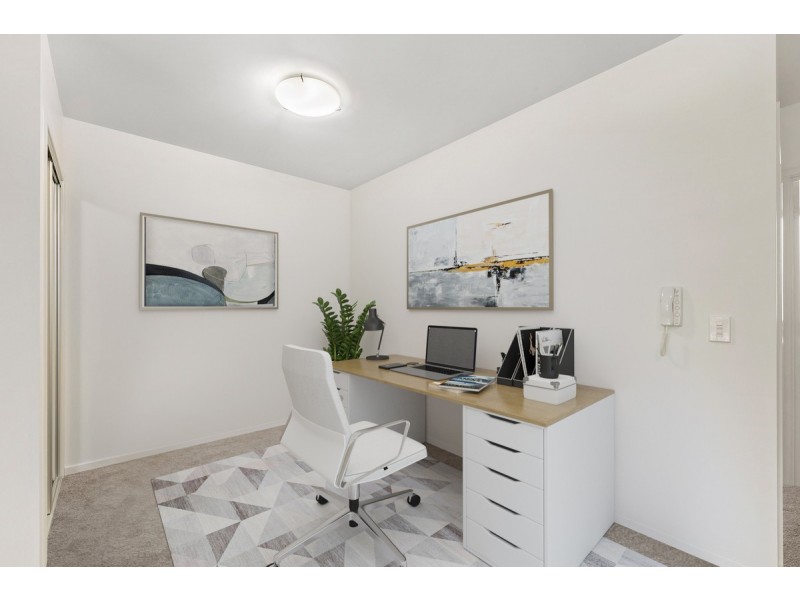 33/329 Flemington Road, Franklin ACT 2913
