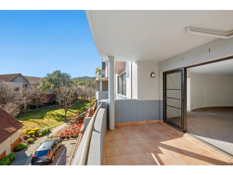 33/17 Eldridge Crescent, Garran ACT 2605