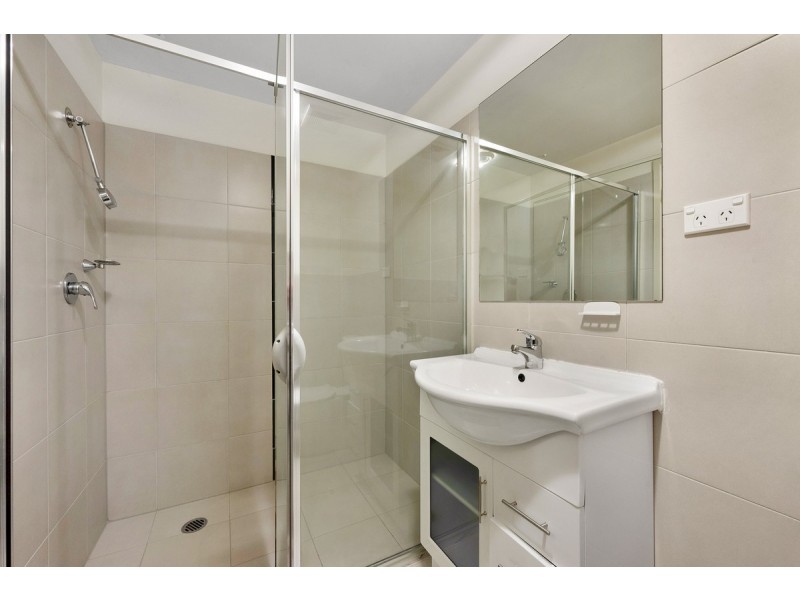 22/2 Eardley Street, Bruce ACT 2617