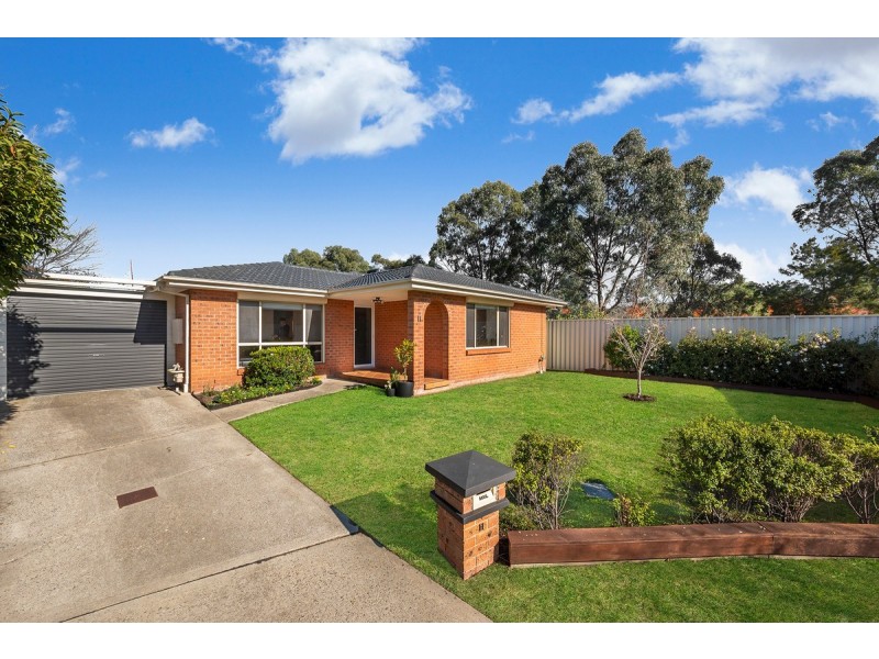 11 Lark Place, Ngunnawal ACT 2913