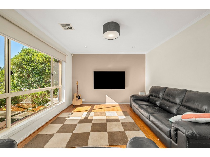 11 Lark Place, Ngunnawal ACT 2913